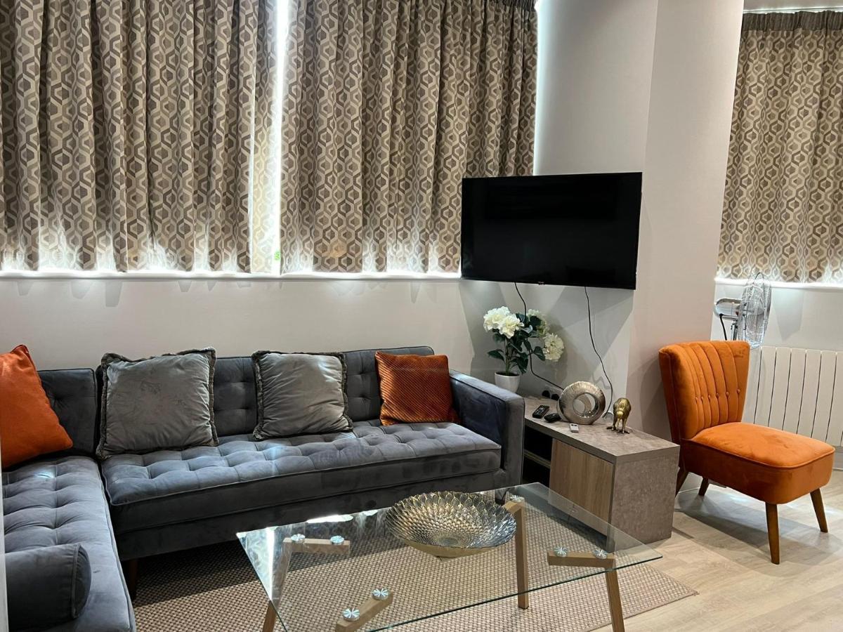 99 Guest House Истбурн Экстерьер фото